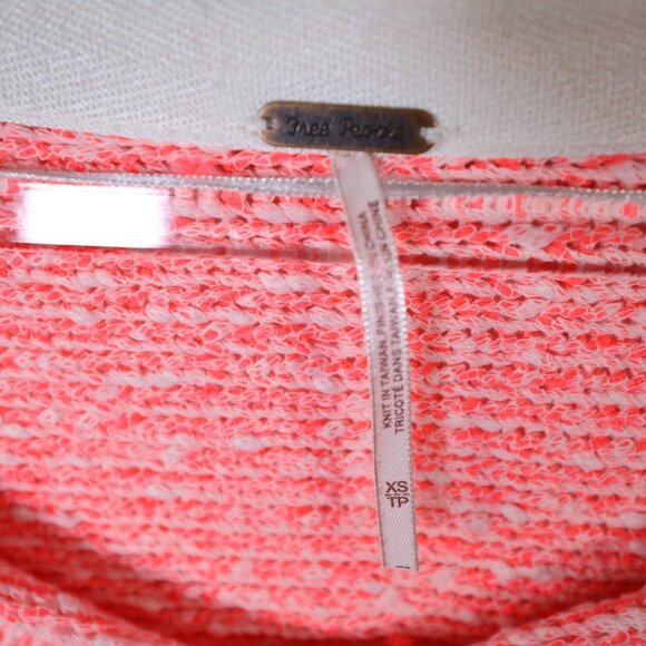 FREE PEOPLE Bright Lights Sweater Neon Pink V Neck Casual Oversized XS - Picture 2 of 8